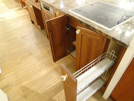 家具　展示品　格安　展示価格