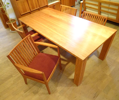 家具　展示品　格安　展示価格