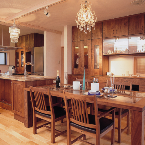 L'aria MODERNA ラリアモデルナ 　インテリア事業